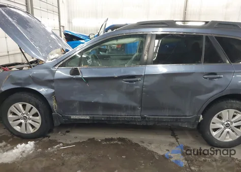 2018 Subaru Outback 2.5I Premium из США, поврежденный, VIN 4S4BSAFC3J3248250